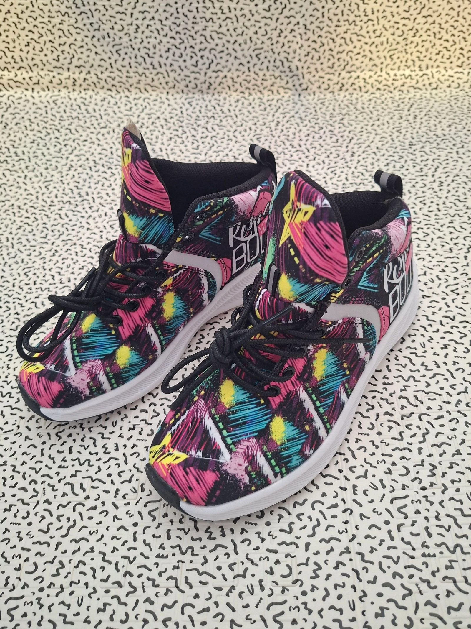 Baskets montantes multicolores femme – Pointure 37 – Neuves – Style streetwear / sport